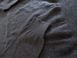 Charcoal_Cashmere_sweater_Men view 2