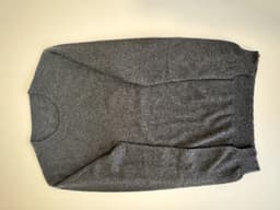 Charcoal_Cashmere_sweater_Men view 3