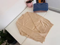 Beige_Cashemre_sweater_Ladies view 4