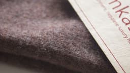 Men’s Taupe Pure Cashmere Crew-Neck Sweater view 3